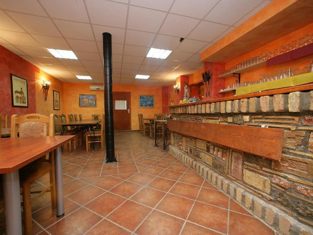 Villa Belilo 69 Sremski Karlovci Buitenkant foto