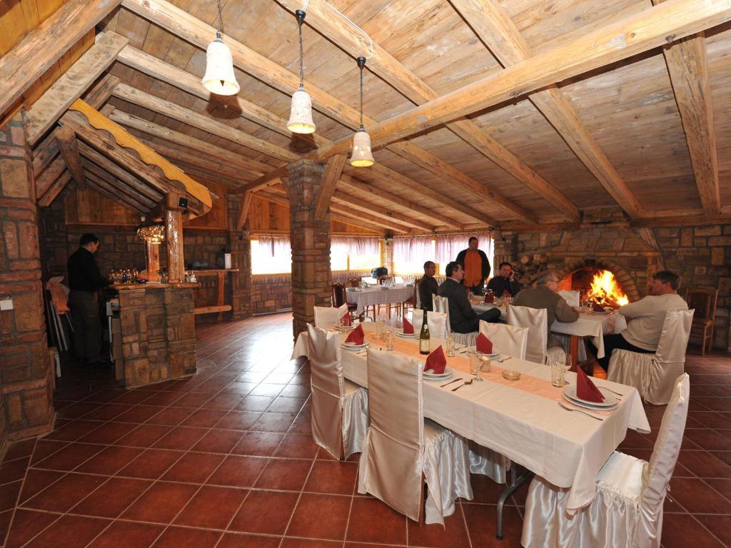 Villa Belilo 69 Sremski Karlovci Buitenkant foto
